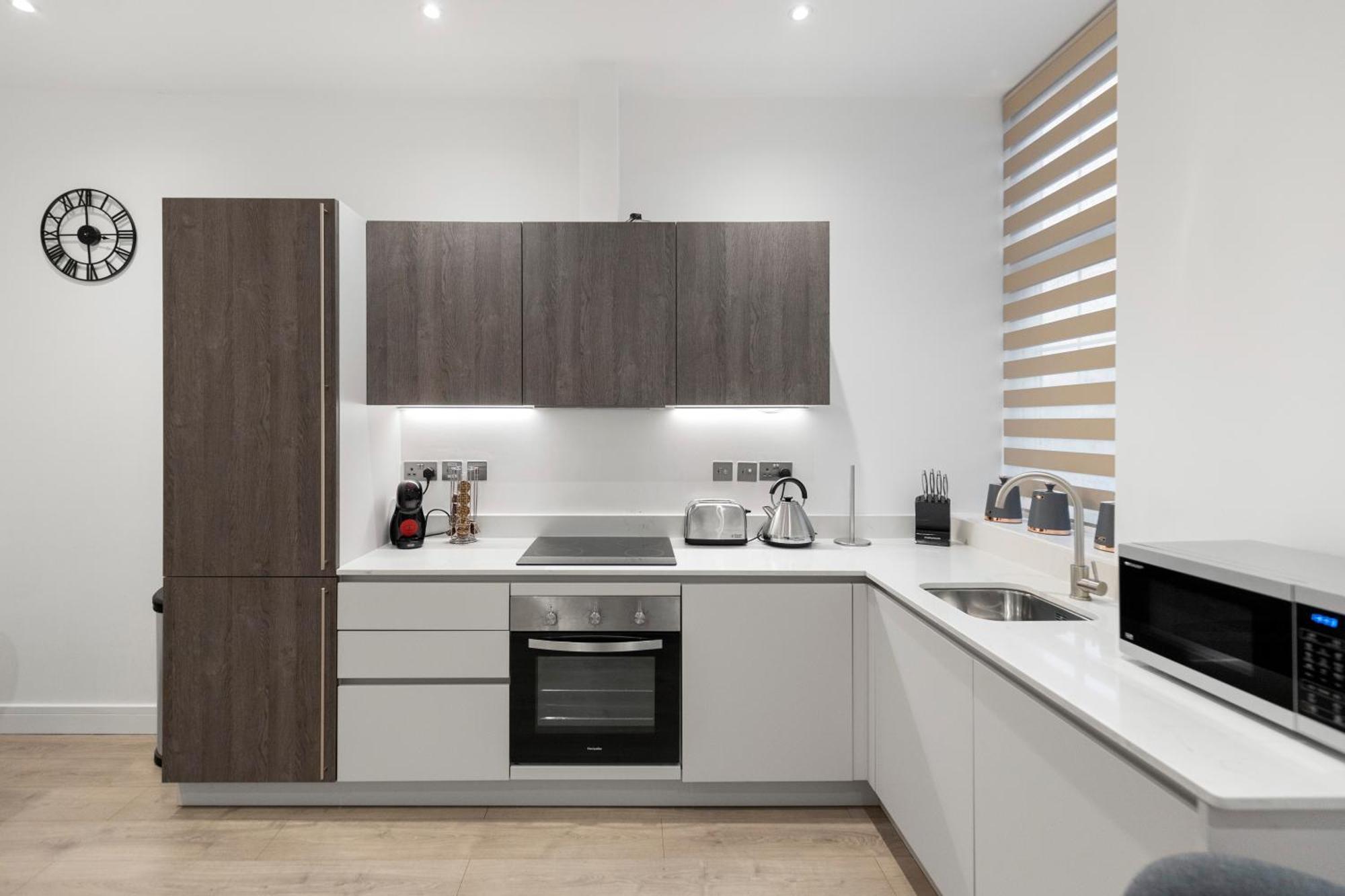 לונדון Welcoming And Spacious Apartment- Excellent Location מראה חיצוני תמונה