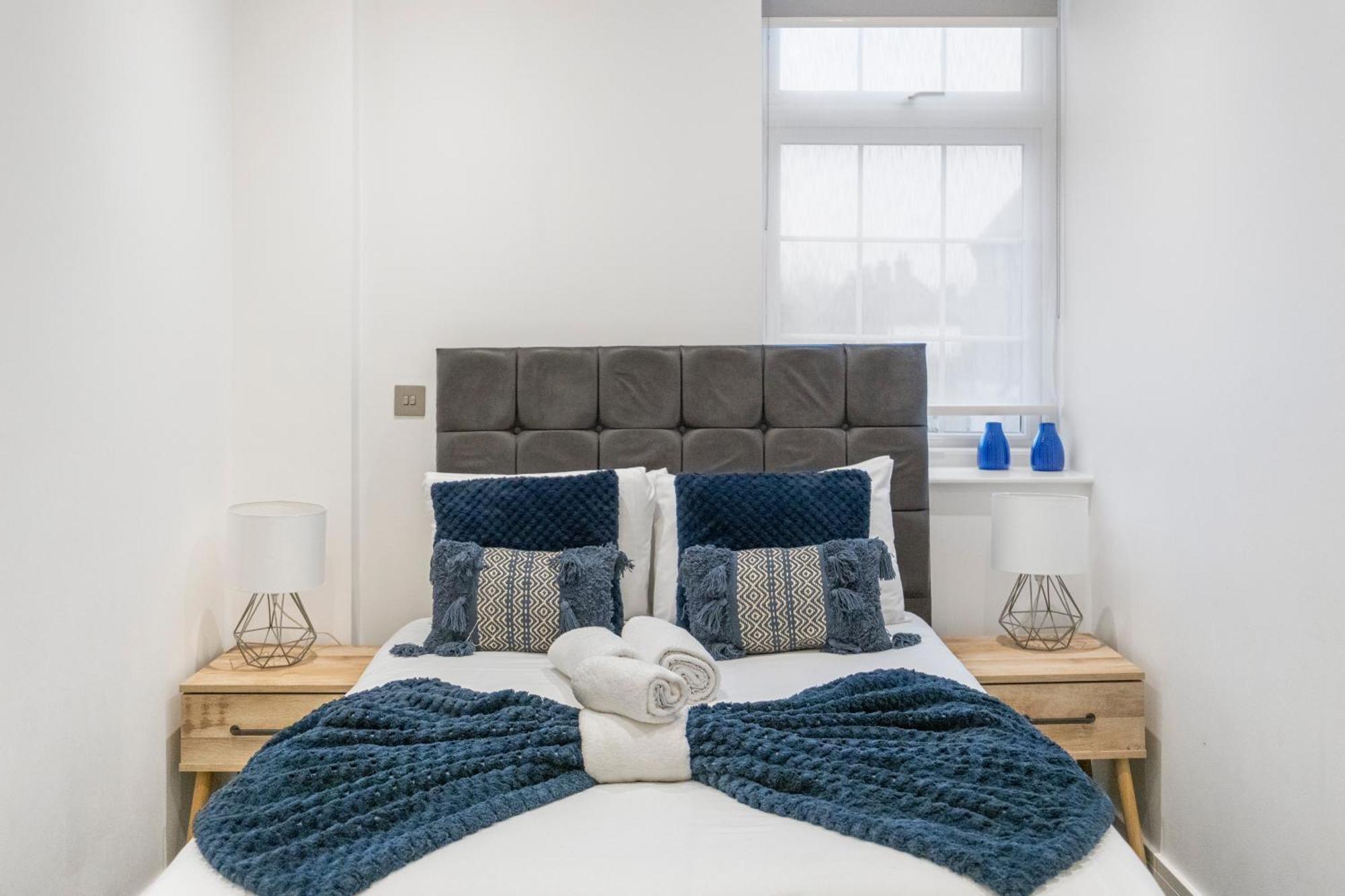 לונדון Welcoming And Spacious Apartment- Excellent Location מראה חיצוני תמונה
